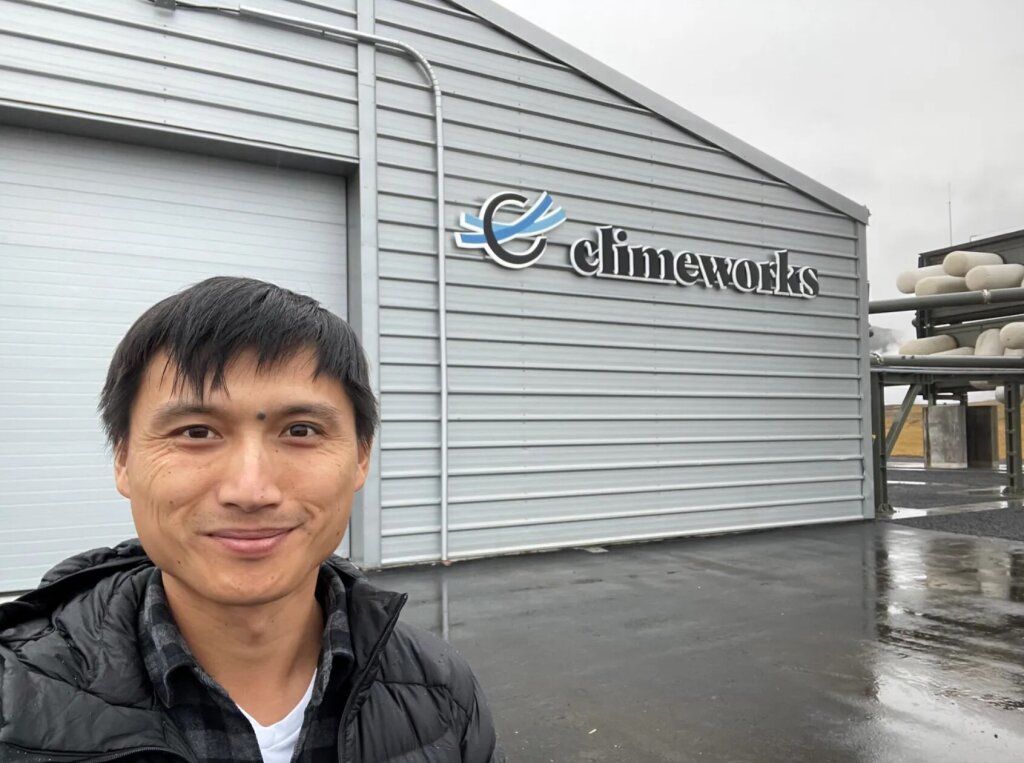 The Verge: Former Tesla director who wants to pull CO₂ out of the air