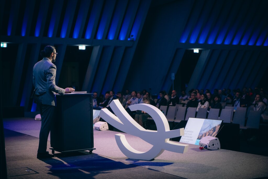 Akshat Rathi at Climeworks' Carbon Removal Summit 2024.jpg