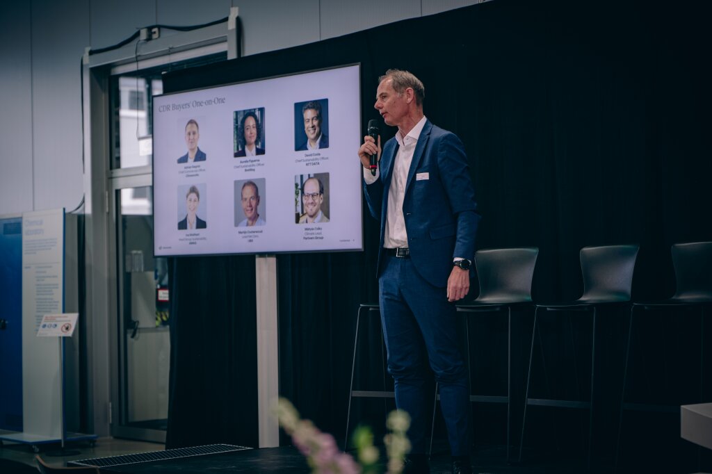 event,-speakers-and-guests-115.jpg