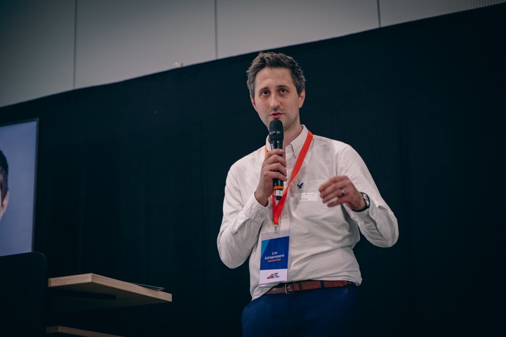 event,-speakers-and-guests-42.jpg