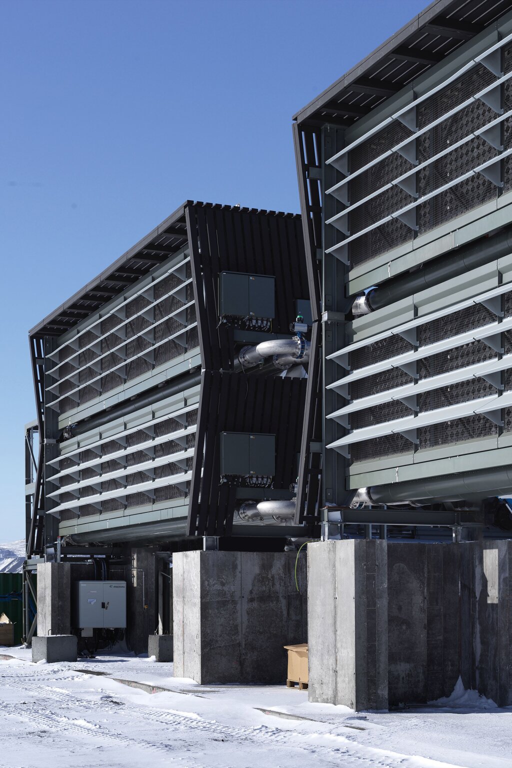 climeworks-orca-plant,-iceland.jpg